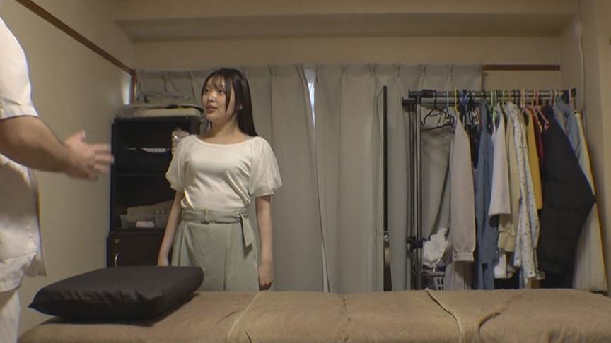 「【素人娘】興奮オイルマッサージで理性崩壊！火照る体が求める快感と中出し施術の全記録」のサンプル画像6枚目