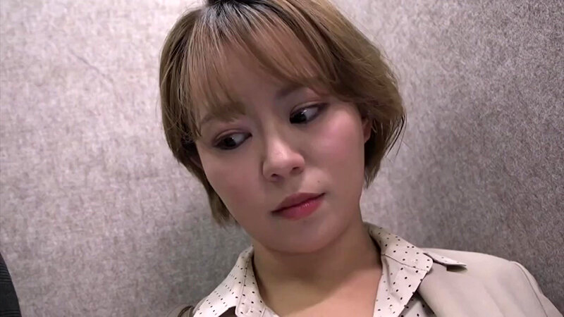 「真矢みつき 熟女巨乳美女のフェラ＆オナニー披露 魅惑のエロテクニック完全収録」のサムネイル