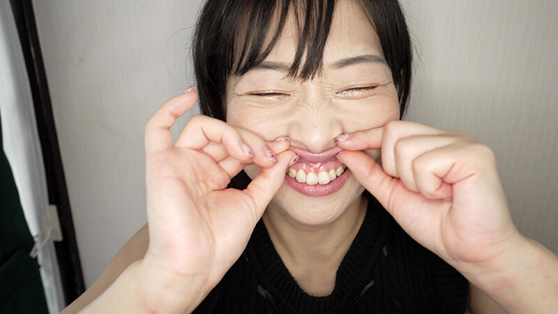 「【原美織】素人お姉さんをナンパ！唾液たっぷり口臭チェックで密着個人撮影」のサンプル画像12枚目