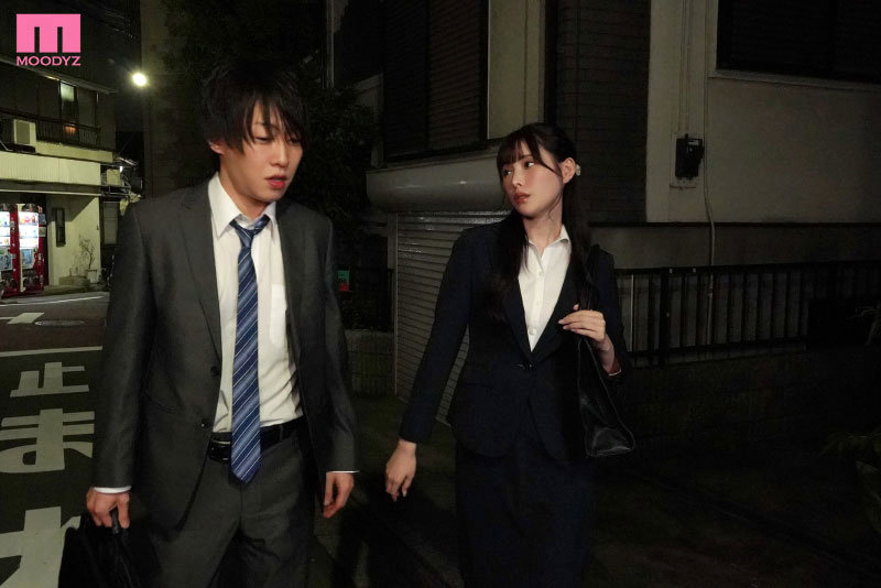 「【新ありな】美乳OL小悪魔後輩の甘い誘惑NTR！終電を逃した先輩を寝取る痴女プレイ」のサムネイル