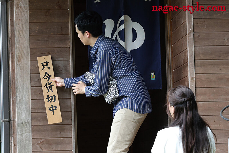 「雨村梨花が魅せる人妻NTR作品｜3P・4Pで寝取られる妻の衝撃映像【寝取られの館14】」のサンプル画像12枚目