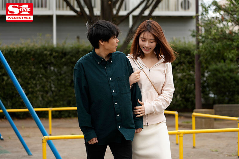 「河北彩花のNTR作品が激アツ！スレンダー美乳女優の寝取られプレイに興奮必至の神回レビュー」のサンプル画像2枚目