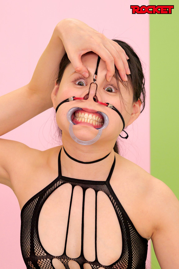 「祈山愛・本田瞳が魅せる羞恥プレイ|M女たちの恥じらい姿が話題の最新作」のサンプル画像2枚目