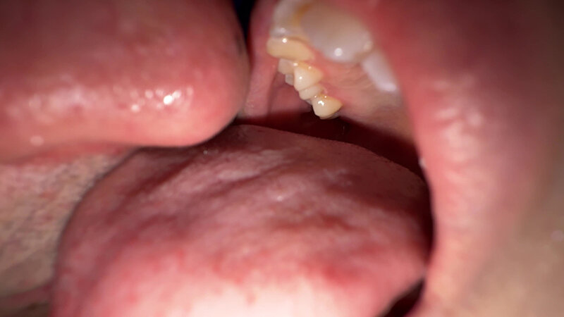 「【谷田かりな】素人お姉さんをナンパしてディープキス！濃厚キス好き必見の個人撮影動画」のサンプル画像16枚目