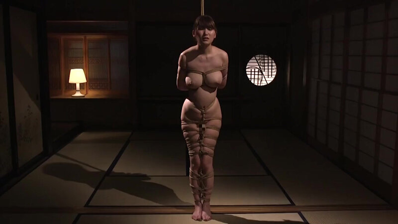 「三原ほのか 巨乳熟女が緊縛SMで調教される イラマチオ責めに悶える人気女優」のサムネイル