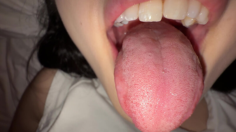 「【横山夏希】美人お姉さんをナンパ！素人風の濃厚キス個人撮影が話題」のサンプル画像14枚目