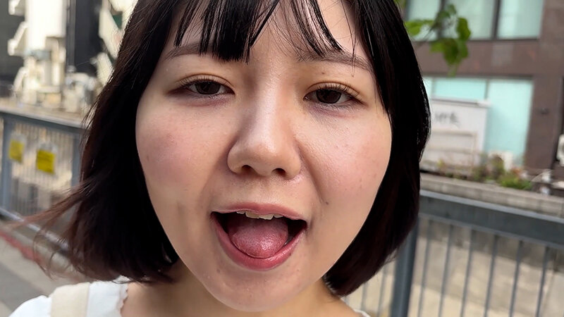 「【素人お姉さん】優しい雰囲気のみゆりちゃんが魅せる濃厚鼻フェラでM男を虜にする興奮プレイ」のサンプル画像4枚目