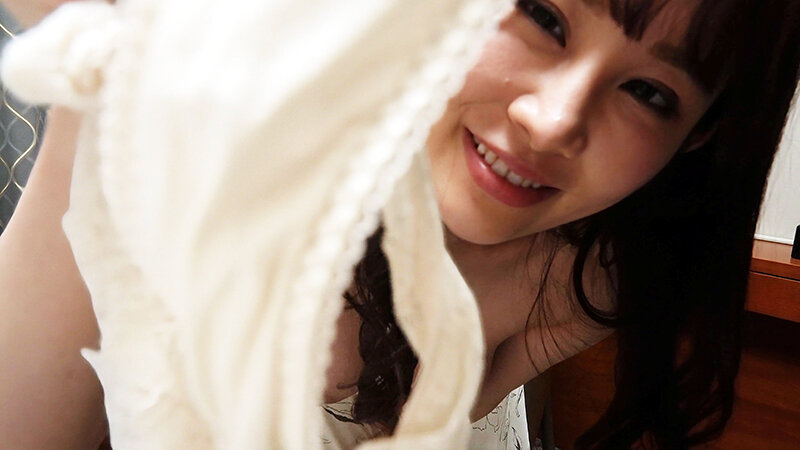 「二羽紗愛のオナニー動画|スレンダー美乳×巨尻美女が魅せる誘惑の自撮りプレイ」のサンプル画像6枚目