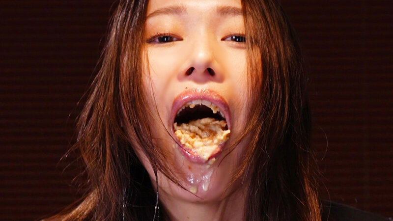 「三池小春の濃厚キス＆ねっとりフェラ動画｜ディルドプレイで魅せる口技テクニック」のサンプル画像20枚目