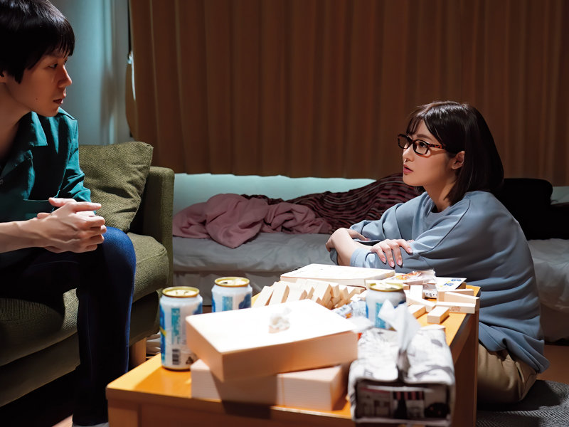 「藤森里穂のNTR騎乗位中出しセックス!巨乳の彼女の友達と3日間の禁断記録」のサンプル画像2枚目