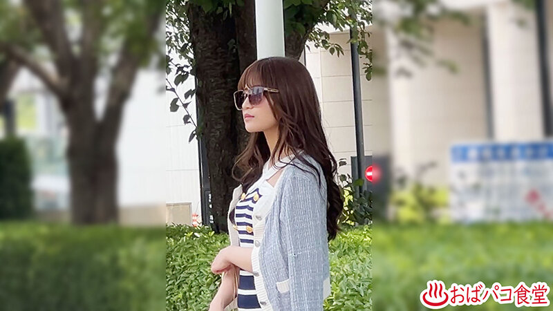 「【素人不倫】現役人妻の禁断NTR体験 中出しで寝取られる背徳プレイ映像」のサンプル画像2枚目