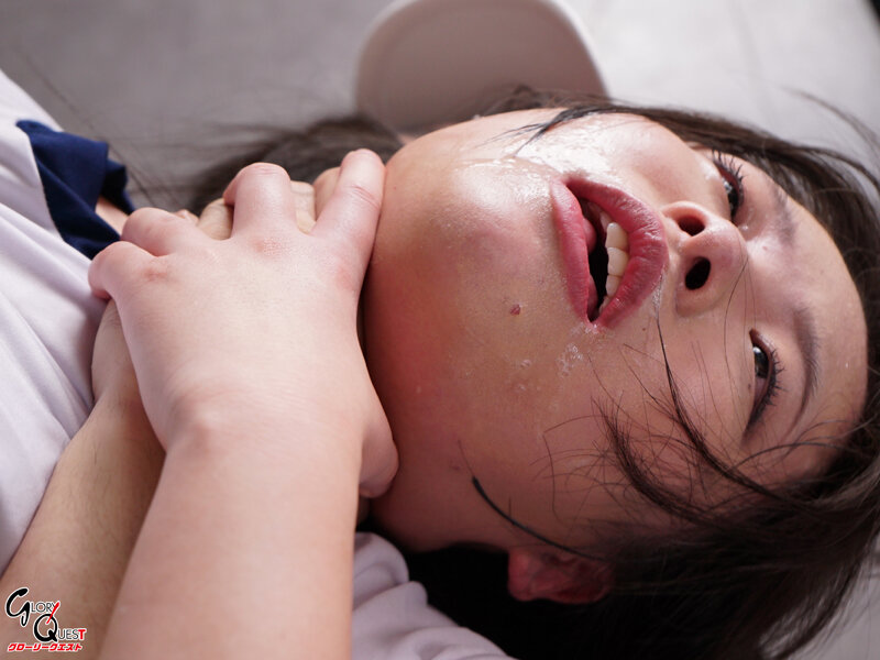 「鈴音杏夏が魅せる女子校生コスプレ×巨尻アナル3P体験|過激プレイ満載の話題作」のサンプル画像10枚目