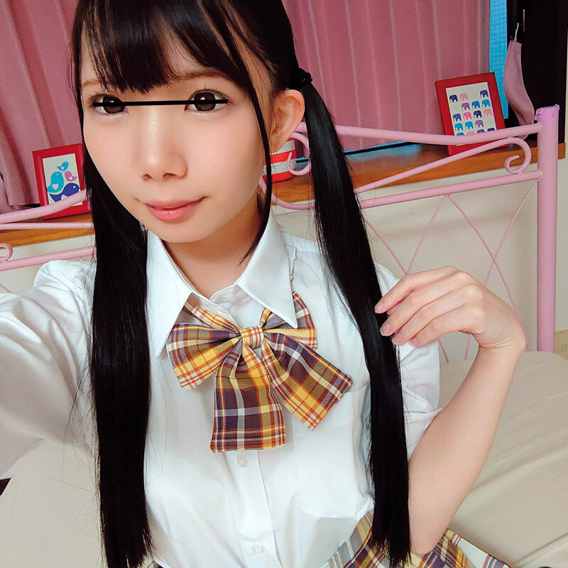 「日向由奈・石原青ら美少女JK8人のパイパン自画撮りオナニー|ミニ系・貧乳女子校生の秘密映像」のサンプル画像17枚目