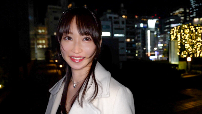 「【依本しおり・宮瀬夏純】美乳人妻が不倫NTRで中出しハメ撮り！巨乳若妻の寝取られ手コキ＆フェラ」のサンプル画像2枚目