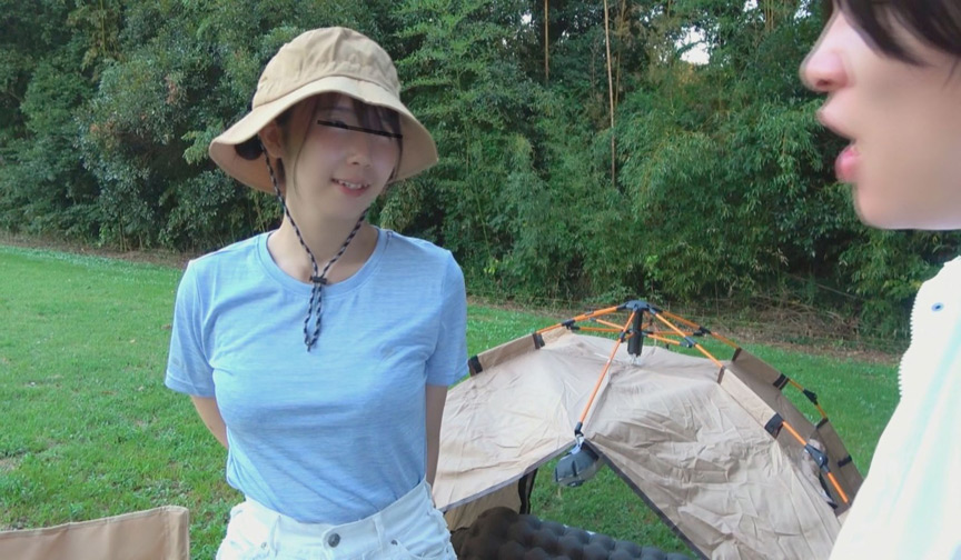 「キャンプ場で襲われるソロキャン女子の野外キャンプレイプ動画【素人】【凌辱】【野外プレイ】」のサムネイル