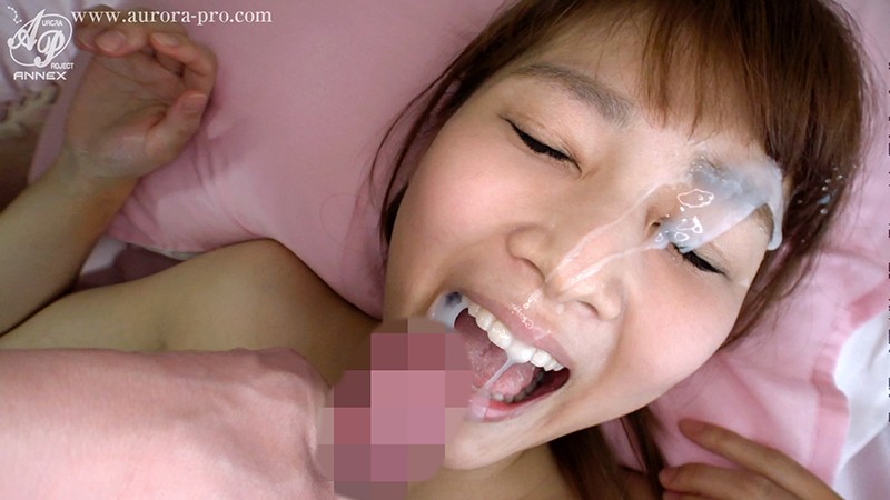 「山井すず ハメ撮り×イラマチオで魅せる濃厚フェラと顔射・中出しの快感プレイ」のサンプル画像5枚目