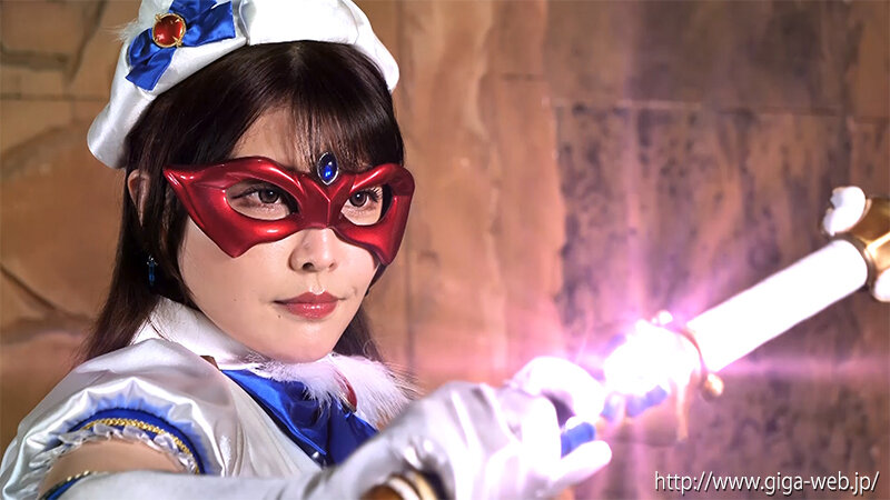 「新村あかり 女戦士コスプレで魔法少女に変身！恥辱の戦闘シーン満載の特撮風AVが話題」のサンプル画像2枚目