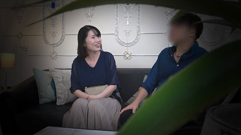 「【素人熟女】巨乳人妻の不倫流出映像｜ラブホで乱れる熟年カップル6組の濃厚プレイ330分」のサンプル画像15枚目