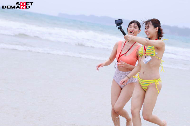 「平山言芭・田中依知星ら巨乳OL4名が水着姿で同僚とドキドキ企画に挑戦!マジックミラー号体験」のサンプル画像18枚目