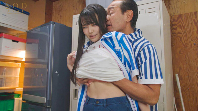 「恋渕ももな 巨乳女子大生が羞恥プレイで翻弄される姿がエロい！グラビア経歴を脅されて…」のサンプル画像5枚目