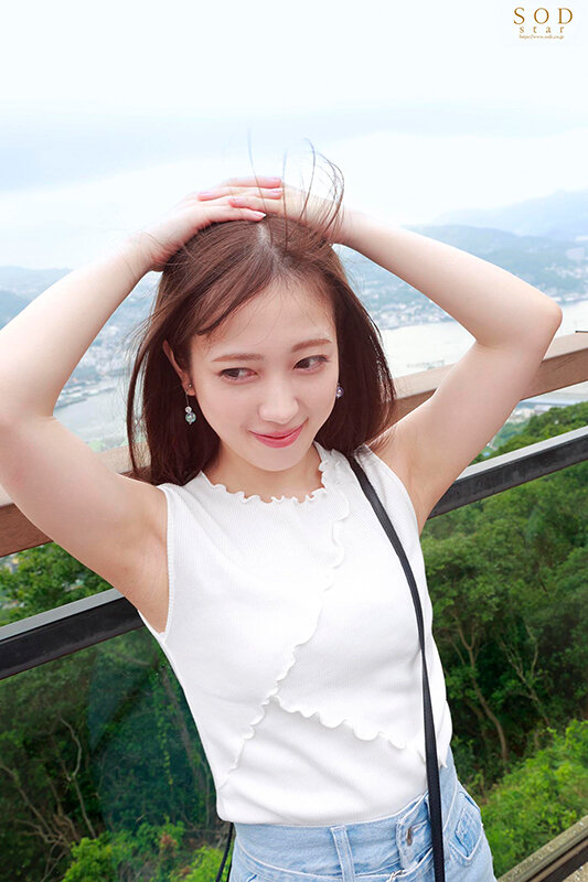 「【小湊よつ葉】元アイドルAV女優のハメ撮り＆野外露出ドキュメント！カーセックスや4Pで魅せる非日常セックス」のサンプル画像6枚目