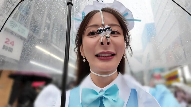 「【足立友梨】M女お姉さんが野外露出や鼻フックで羞恥プレイ！ぶっかけ3P4Pで乱れる姿」のサンプル画像4枚目