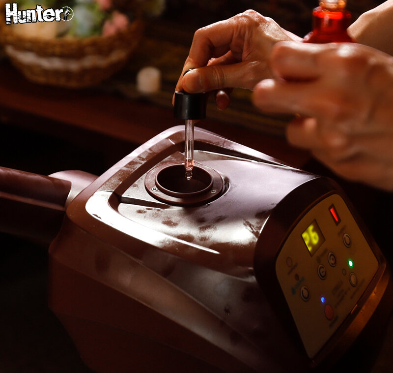 「お姉さんがローションまみれでイラマチオ責め！媚薬エステで絶頂スプラッシュ体験」のサンプル画像18枚目