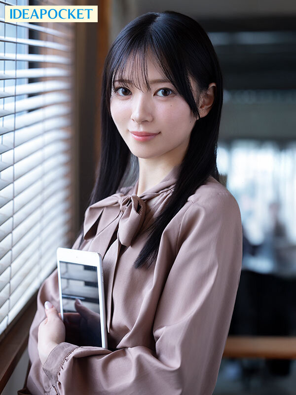 「安西澪 スレンダー秘書がハメ撮りでフェラご奉仕 ギャップが可愛い美女のAVデビュー作品」のサムネイル