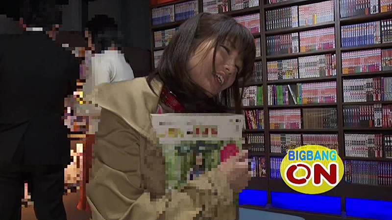 「清城ゆき 人妻が野外露出で羞恥プレイ！激しい潮吹き絶頂デートに悶絶する熟女動画」のサンプル画像12枚目