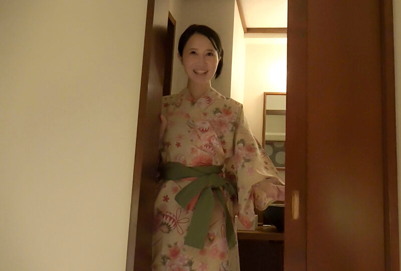 「宮野桜の美乳ハメ撮り温泉旅行！ノーブラ誘惑で中出しされる濃密映像」のサンプル画像6枚目